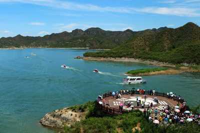 中國旅游景區的經營管理模式與國內旅游經營服務探析